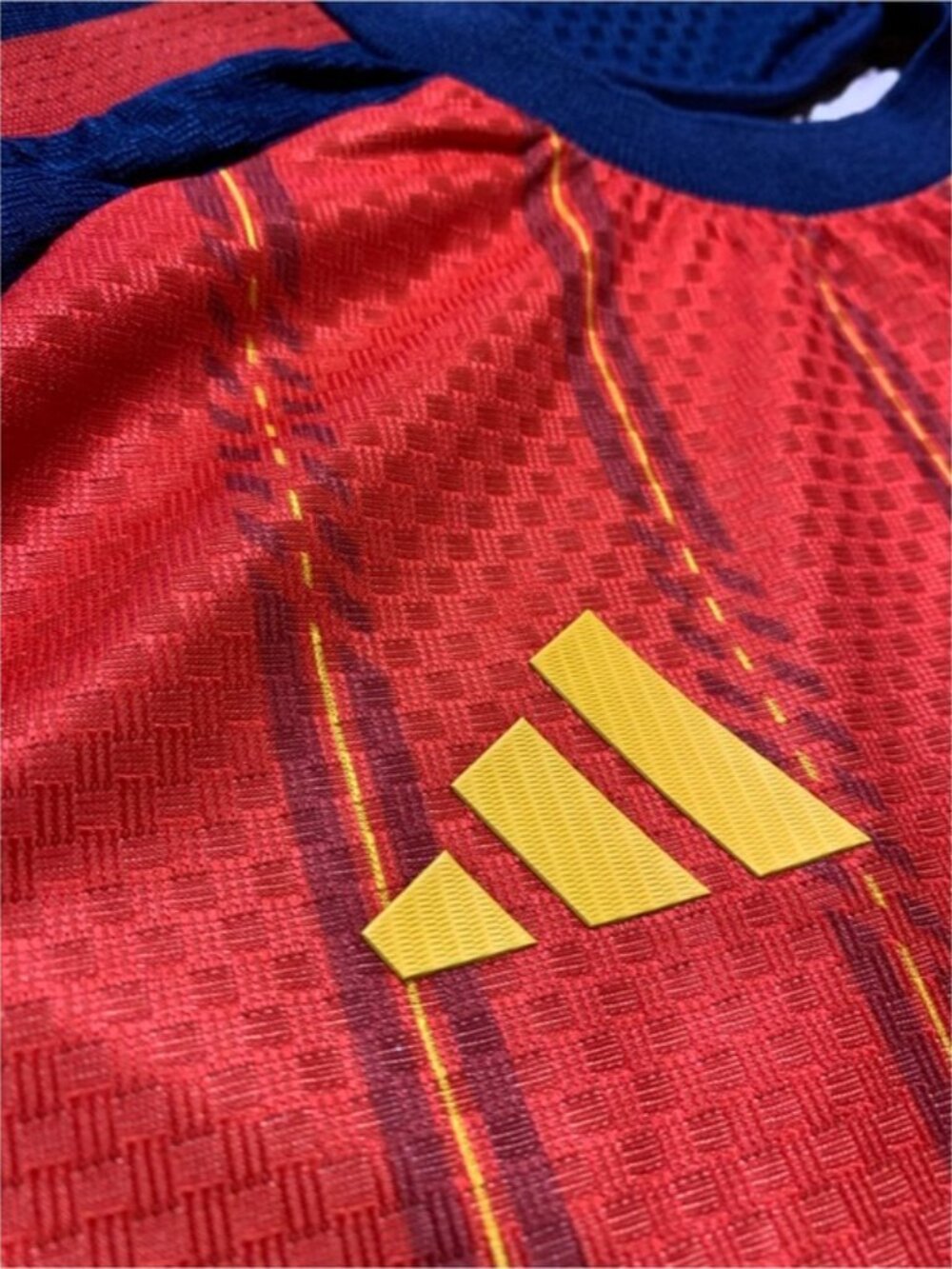 Kids 2026 Spain Jerseys - Picture 2 of 16